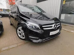 Schwarz Gebraucht 2018 Mercedes B200 Edition Van / Kleinbus | 18.300 € (Fairer Preis)