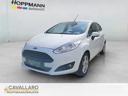 Weiß Gebraucht 2015 Ford Fiesta Titanium Kleinwagen | 6.290 € (Fairer Preis)