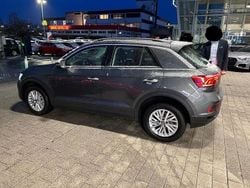 Grau Gebraucht 2023 VW T-Roc R-line SUV | 28.000 € (Superpreis)