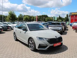 Grau Gebraucht 2021 Skoda Octavia RS Kombi | 31.930 € (Fairer Preis)