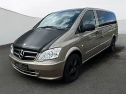 Gold Gebraucht 2011 Mercedes Vito Van / Kleinbus | 17.850 €