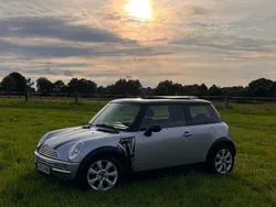 Schwarz Gebraucht 2002 Mini Cooper Kleinwagen | 2.200 € (Teuer)