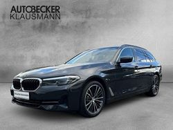 Grau Gebraucht 2022 BMW 530 Sport Line Kombi | 37.887 € (Guter Preis)