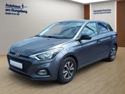 Grau Gebraucht 2020 Hyundai i20 YES! Limousine | 14.490 € (Etwas zu teuer)