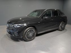 Metalliclack obsidianschwarz Gebraucht 2025 Mercedes GLC400d Night SUV | 73.990 € (Teuer)