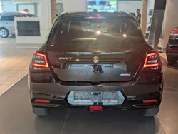 Schwarz Gebraucht 2024 Suzuki Swift Comfort+ Kleinwagen | 17.990 € (Etwas zu teuer)