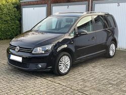 Schwarz Gebraucht 2014 VW Touran Cup Van / Kleinbus | 5.400 € (Guter Preis)