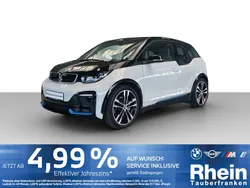 Capparisweiss mit akzent bmw i Gebraucht 2022 BMW i3 Kleinwagen | 23.340 € (Fairer Preis)