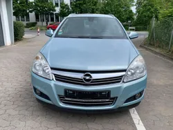 Blau Gebraucht 2009 Opel Astra Edition Limousine | 999 € (Fairer Preis)