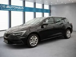 Schwarz Gebraucht 2022 Renault Mégane GrandTour Business Kombi | 17.970 € (Guter Preis)