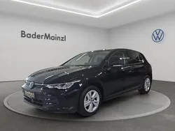 Grenadillschwarz metallic Gebraucht 2024 VW Golf VIII Life Limousine | 29.930 € (Teuer)
