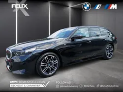 Black sapphire metallic Gebraucht 2024 BMW 540 M Sport Kombi | 66.749 €
