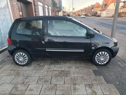 Schwarz Gebraucht 2006 Renault Twingo Kleinwagen | 1.250 €