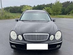 Schwarz Gebraucht 2004 Mercedes E220 Elegance Kombi | 2.222 € (Guter Preis)