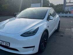 Weiß Gebraucht 2023 Tesla Model Y SUV | 35.950 € (Fairer Preis)