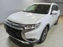 Weiß Gebraucht 2015 Mitsubishi Outlander Invite SUV | 12.700 € (Fairer Preis)