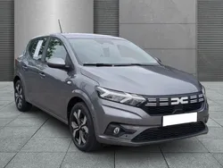 Grau Neu 2025 Dacia Sandero Expression Kleinwagen | 19.549 € (Etwas zu teuer)
