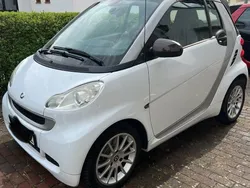 Weiß Gebraucht 2010 Smart ForTwo Cabrio Passion Cabrio | 5.900 € (Fairer Preis)