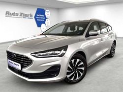 Silber Gebraucht 2023 Ford Focus Titanium Kombi | 21.690 € (Guter Preis)