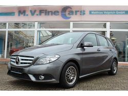 Mountaingrau Gebraucht 2013 Mercedes 180 Limousine | 11.800 € (Superpreis)