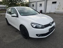 Weiß Gebraucht 2012 VW Golf VI Trendline Limousine | 4.500 € (Fairer Preis)