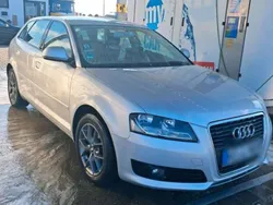 Grau Gebraucht 2009 Audi A3 Attraction Limousine | 4.600 € (Fairer Preis)