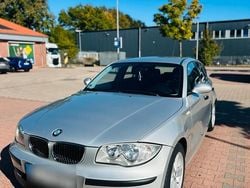 Silber Gebraucht 2008 BMW 118 Kleinwagen | 4.500 € (Fairer Preis)