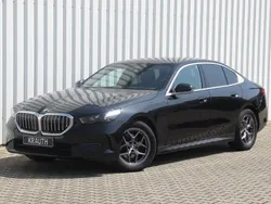 Schwarz Gebraucht 2024 BMW 520 Sport Line Limousine | 45.900 € (Fairer Preis)