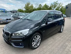 Schwarz Gebraucht 2016 BMW 220 Gran Tourer Sport Line Van / Kleinbus | 12.450 € (Guter Preis)