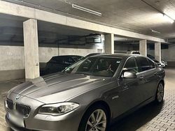 Grau Gebraucht 2010 BMW 523 Limousine | 8.900 €