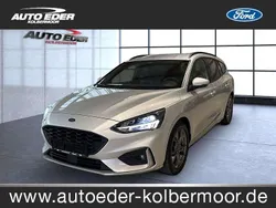 Silber Gebraucht 2021 Ford Focus ST-Line Kombi | 19.880 € (Fairer Preis)
