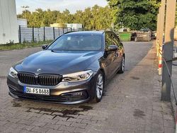 Schwarz Gebraucht 2018 BMW 520 Sport Line Kombi | 19.500 € (Fairer Preis)