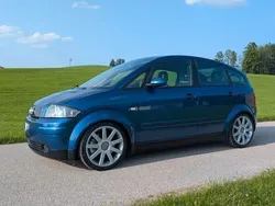 Blau Gebraucht 2004 Audi A2 S-Line Kleinwagen | 11.000 €