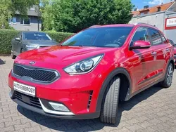 Rot Gebraucht 2017 Kia Niro Spirit SUV | 12.890 € (Guter Preis)