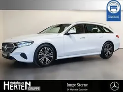 Manufaktur opalithweiß bright Gebraucht 2023 Mercedes E220 Avantgarde Kombi | 45.980 € (Guter Preis)