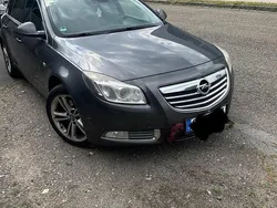 Grau Gebraucht 2011 Opel Insignia Kombi | 4.200 €