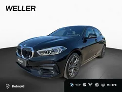 Schwarz (schwarz) Gebraucht 2022 BMW 120 Comfort Edition Kleinwagen | 27.650 € (Fairer Preis)