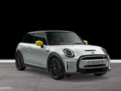 Weiß Gebraucht 2022 Mini Cooper SE Kleinwagen | 20.990 € (Teuer)