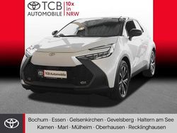 Weiß Gebraucht 2025 Toyota C-HR Team SUV | 42.489 € (Teuer)