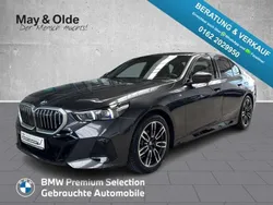Grau Gebraucht 2024 BMW 520 M Sport Limousine | 52.990 € (Superpreis)