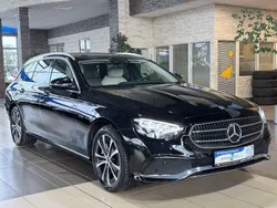 Schwarz Gebraucht 2020 Mercedes E300 Avantgarde Limousine | 29.500 € (Fairer Preis)