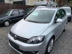 Silbermetallic Gebraucht 2011 VW Golf Plus Cross Highline Van / Kleinbus | 6.490 € (Guter Preis)