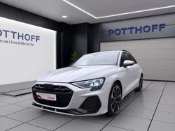 Weiß Gebraucht 2024 Audi A3 Sportback S-Line Limousine | 39.750 € (Fairer Preis)