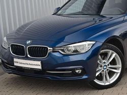 Blau Gebraucht 2017 BMW 320 Sport Line Kombi | 13.991 € (Guter Preis)