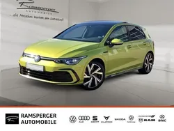 Gelb (limonengelb metallic) Gebraucht 2020 VW Golf VIII R-line Limousine | 25.990 € (Etwas zu teuer)