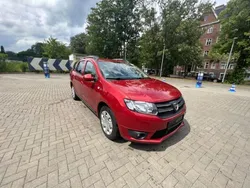 Rot Gebraucht 2015 Dacia Logan MCV Celebration Limousine | 4.490 € (Guter Preis)