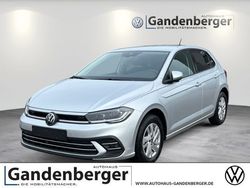 Silberschwarz Gebraucht 2024 VW Polo Style Limousine | 27.300 €