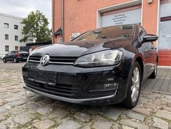 Schwarz Gebraucht 2017 VW Golf VII Highline Limousine | 9.800 €