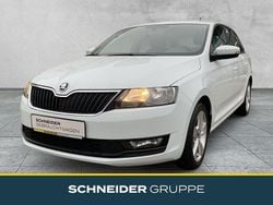 Weiß Gebraucht 2018 Skoda Rapid Cool Edition Kombi | 10.890 € (Fairer Preis)
