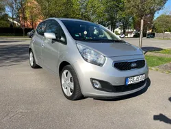 Silber Gebraucht 2013 Kia Venga Edition 7 Kleinwagen | 8.499 € (Fairer Preis)